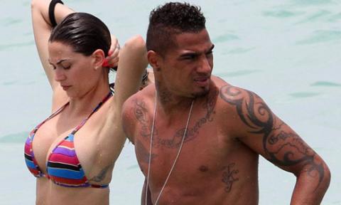 Dập tin đồn bị CR7 tán tỉnh, Melissa đi du hí cùng Boateng