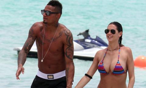 Dập tin đồn bị CR7 tán tỉnh, Melissa đi du hí cùng Boateng