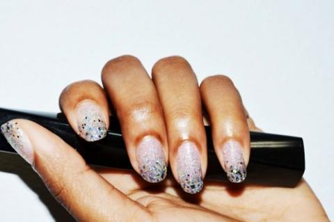 Móng tay đẹp lạ mà dễ làm cho mùa Thu