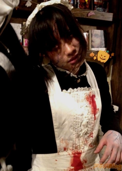 Nháºt Bản: Rợn ngưá»i vá»›i quán cà phê Halloween 4 Nhật Bản: Rợn người với quán cà phê Halloween